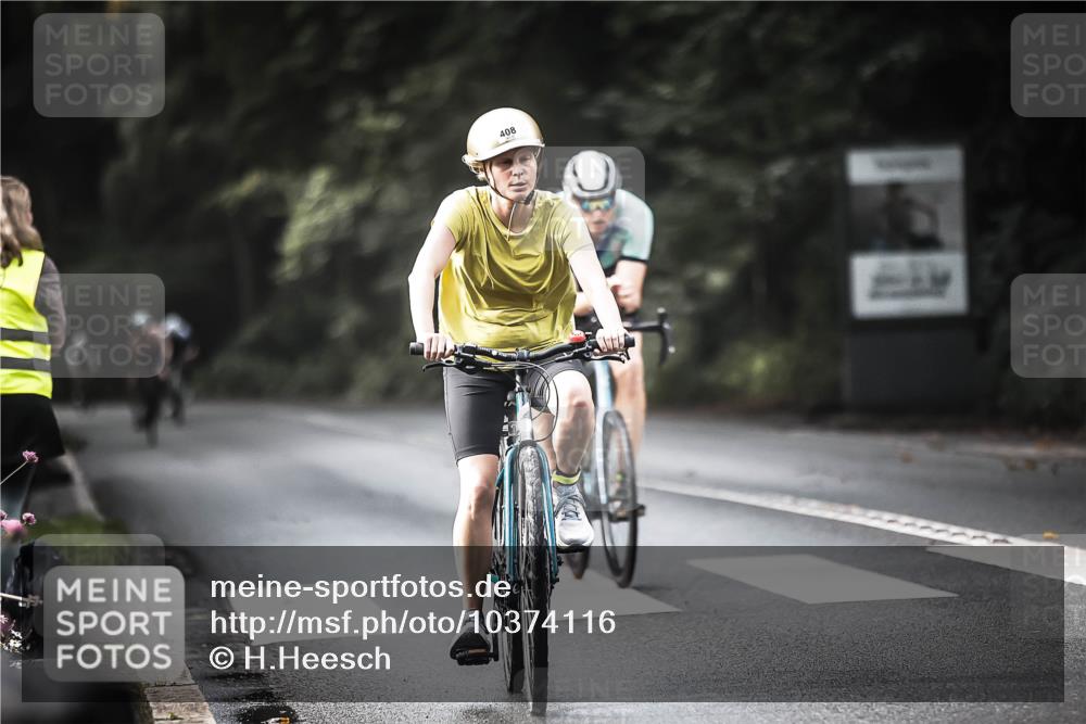 13.09.2026 - Stadtparktriathlon H.Heesch http://msf.ph/oto/10374116 13.09.2026 10:54:05 Radfahren 408, 489, 519, 622 meine-sportfotos.de