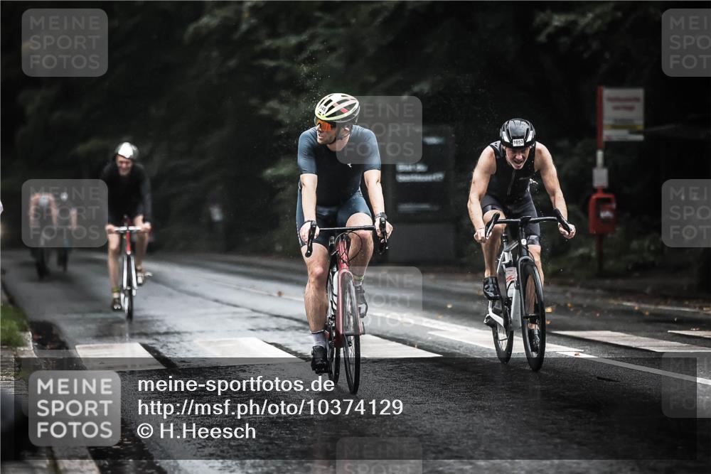 13.09.2026 - Stadtparktriathlon H.Heesch http://msf.ph/oto/10374129 13.09.2026 12:10:45 Radfahren 831, 844, 859, 948, 1030, 1053, 1060 meine-sportfotos.de