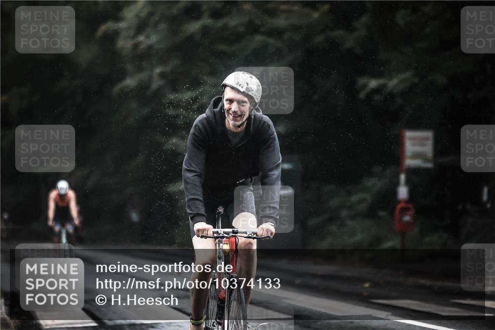 13.09.2026 - Stadtparktriathlon H.Heesch http://msf.ph/oto/10374133 13.09.2026 12:10:48 Radfahren 831, 844, 948, 1029, 1053, 1060 meine-sportfotos.de