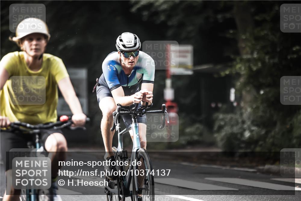 13.09.2026 - Stadtparktriathlon H.Heesch http://msf.ph/oto/10374137 13.09.2026 10:54:05 Radfahren 408, 489, 519, 622 meine-sportfotos.de