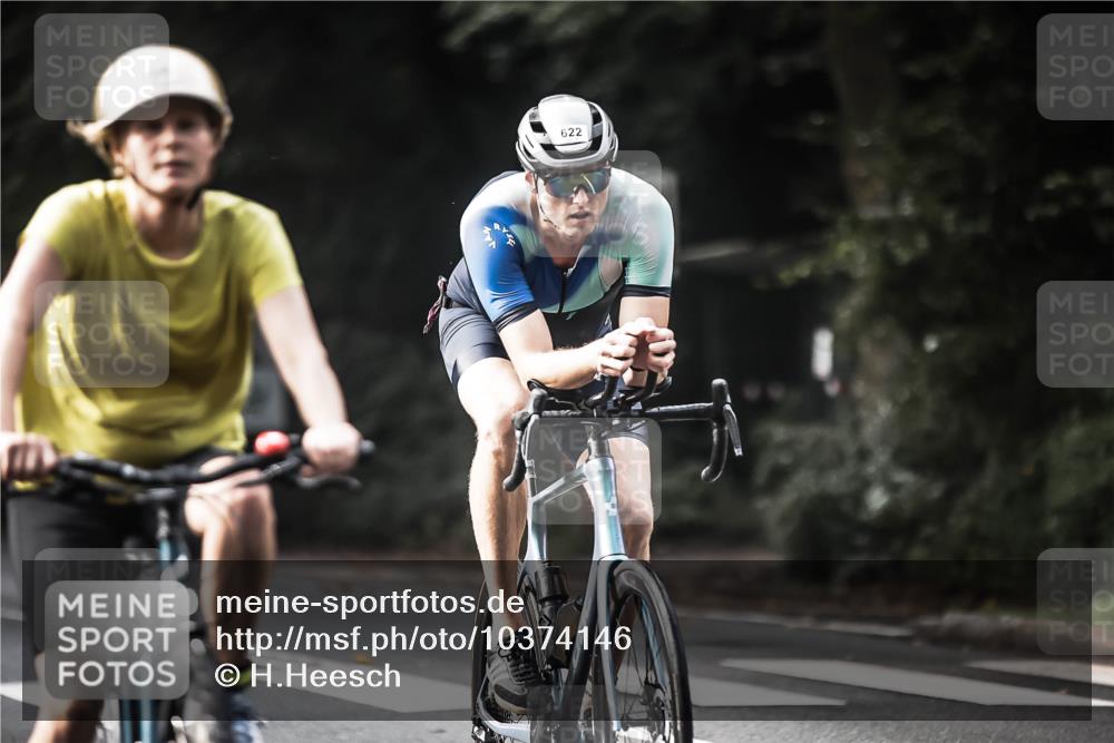 13.09.2026 - Stadtparktriathlon H.Heesch http://msf.ph/oto/10374146 13.09.2026 10:54:05 Radfahren 408, 489, 519, 622 meine-sportfotos.de