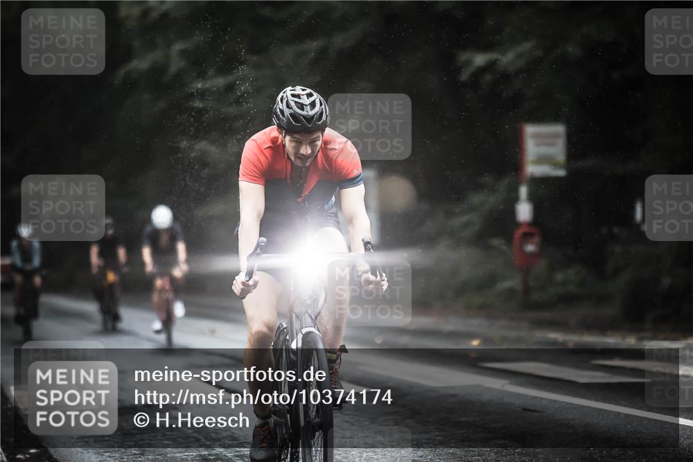 13.09.2026 - Stadtparktriathlon H.Heesch http://msf.ph/oto/10374174 13.09.2026 12:10:57 Radfahren 831, 905, 938, 981, 1020, 1029 meine-sportfotos.de