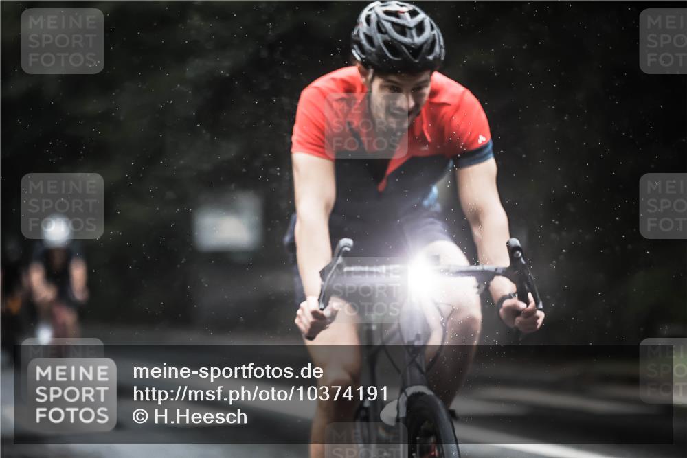 13.09.2026 - Stadtparktriathlon H.Heesch http://msf.ph/oto/10374191 13.09.2026 12:10:57 Radfahren 831, 905, 938, 981, 1020, 1029 meine-sportfotos.de