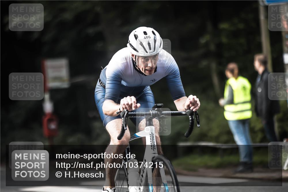 13.09.2026 - Stadtparktriathlon H.Heesch http://msf.ph/oto/10374215 13.09.2026 10:54:13 Radfahren 429, 445, 486 meine-sportfotos.de