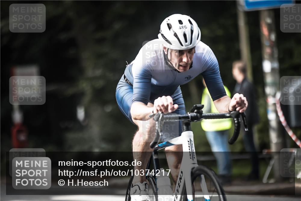13.09.2026 - Stadtparktriathlon H.Heesch http://msf.ph/oto/10374217 13.09.2026 10:54:13 Radfahren 429, 445, 486 meine-sportfotos.de