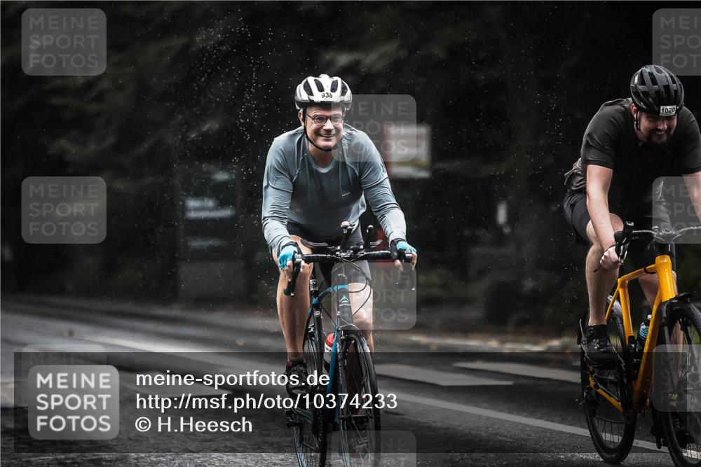 13.09.2026 - Stadtparktriathlon H.Heesch http://msf.ph/oto/10374233 13.09.2026 12:11:01 Radfahren 905, 938, 964, 981, 1020 meine-sportfotos.de