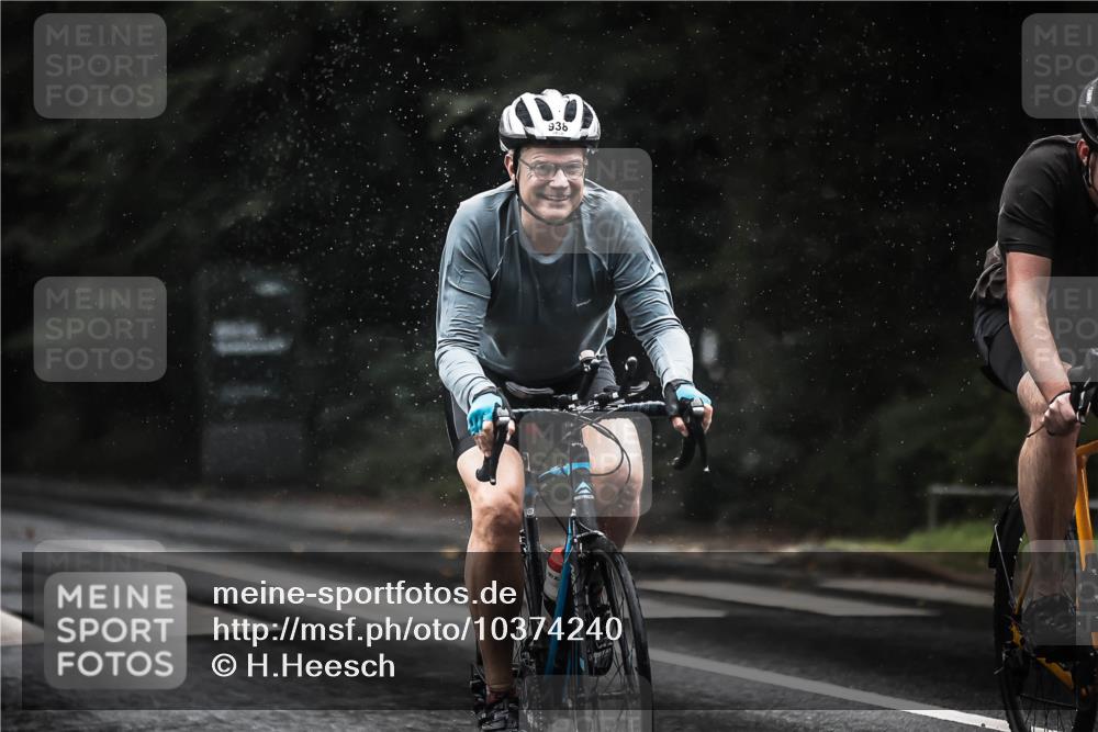 13.09.2026 - Stadtparktriathlon H.Heesch http://msf.ph/oto/10374240 13.09.2026 12:11:01 Radfahren 905, 938, 964, 981, 1020 meine-sportfotos.de