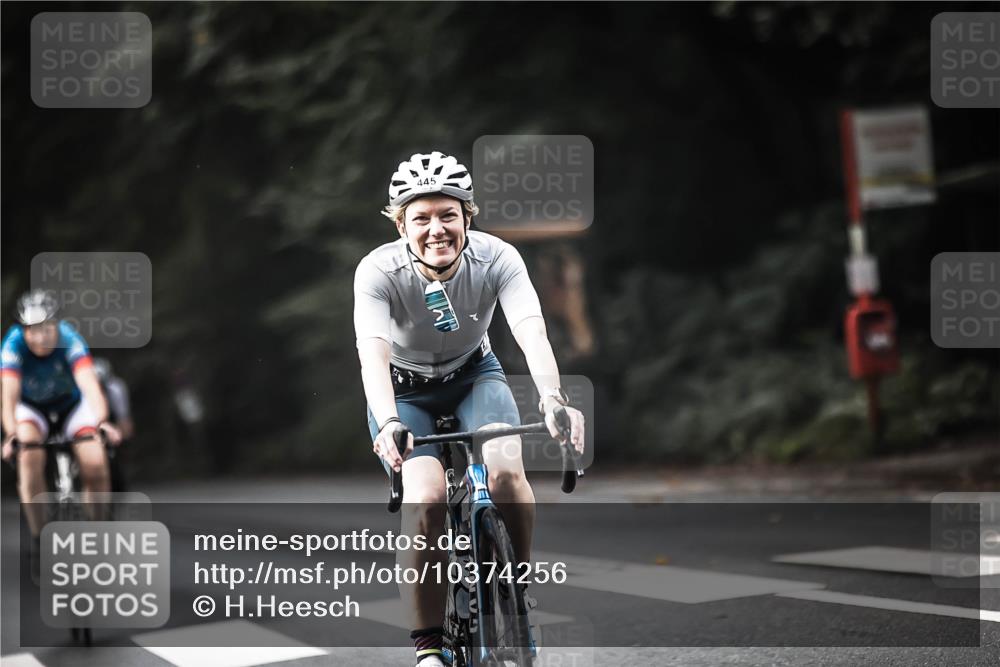 13.09.2026 - Stadtparktriathlon H.Heesch http://msf.ph/oto/10374256 13.09.2026 10:54:18 Radfahren 429, 445, 459, 466, 468, 471, 472, 486 meine-sportfotos.de