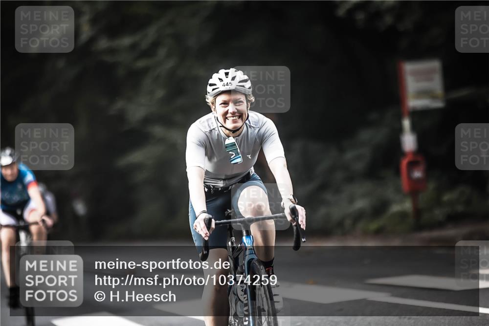13.09.2026 - Stadtparktriathlon H.Heesch http://msf.ph/oto/10374259 13.09.2026 10:54:18 Radfahren 429, 445, 459, 466, 468, 471, 472, 486 meine-sportfotos.de