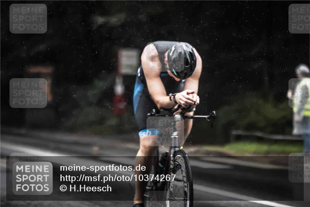 13.09.2026 - Stadtparktriathlon H.Heesch http://msf.ph/oto/10374267 13.09.2026 12:11:07 Radfahren 949, 964 meine-sportfotos.de