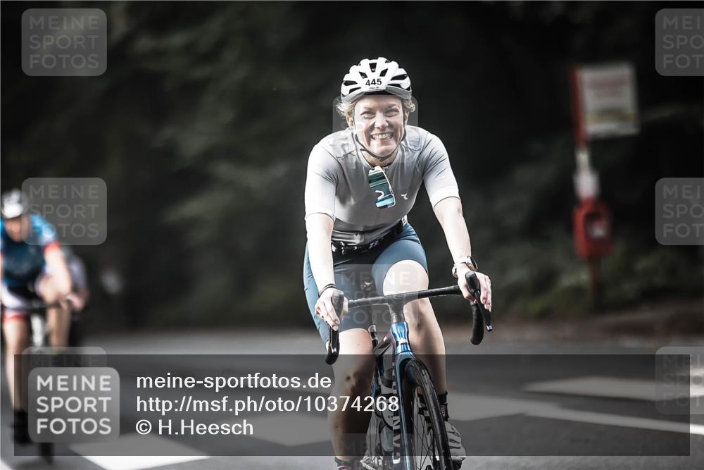 13.09.2026 - Stadtparktriathlon H.Heesch http://msf.ph/oto/10374268 13.09.2026 10:54:18 Radfahren 429, 445, 459, 466, 468, 471, 472, 486 meine-sportfotos.de