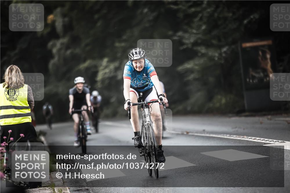13.09.2026 - Stadtparktriathlon H.Heesch http://msf.ph/oto/10374272 13.09.2026 10:54:19 Radfahren 445, 459, 466, 468, 471, 472 meine-sportfotos.de