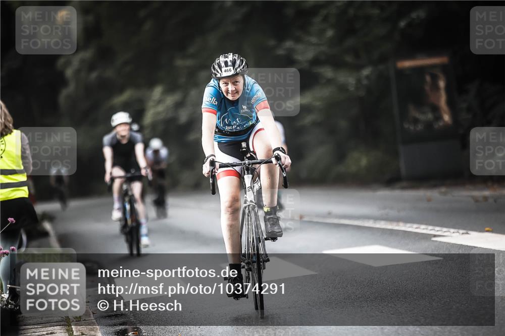 13.09.2026 - Stadtparktriathlon H.Heesch http://msf.ph/oto/10374291 13.09.2026 10:54:19 Radfahren 445, 459, 466, 468, 471, 472 meine-sportfotos.de