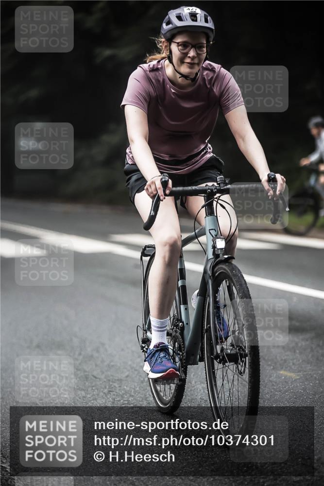 13.09.2026 - Stadtparktriathlon H.Heesch http://msf.ph/oto/10374301 13.09.2026 10:24:56 Radfahren 227, 427, 430, 443 meine-sportfotos.de