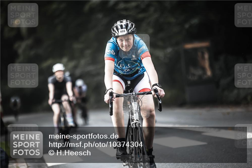 13.09.2026 - Stadtparktriathlon H.Heesch http://msf.ph/oto/10374304 13.09.2026 10:54:20 Radfahren 445, 459, 466, 468, 471, 472 meine-sportfotos.de