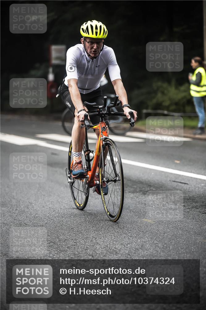 13.09.2026 - Stadtparktriathlon H.Heesch http://msf.ph/oto/10374324 13.09.2026 10:24:57 Radfahren 227, 427, 430, 443 meine-sportfotos.de