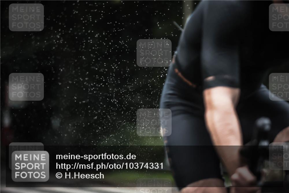 13.09.2026 - Stadtparktriathlon H.Heesch http://msf.ph/oto/10374331 13.09.2026 12:11:19 Radfahren 1008, 1036, 1048 meine-sportfotos.de