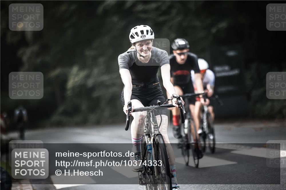 13.09.2026 - Stadtparktriathlon H.Heesch http://msf.ph/oto/10374333 13.09.2026 10:54:22 Radfahren 445, 459, 466, 468, 471, 472 meine-sportfotos.de