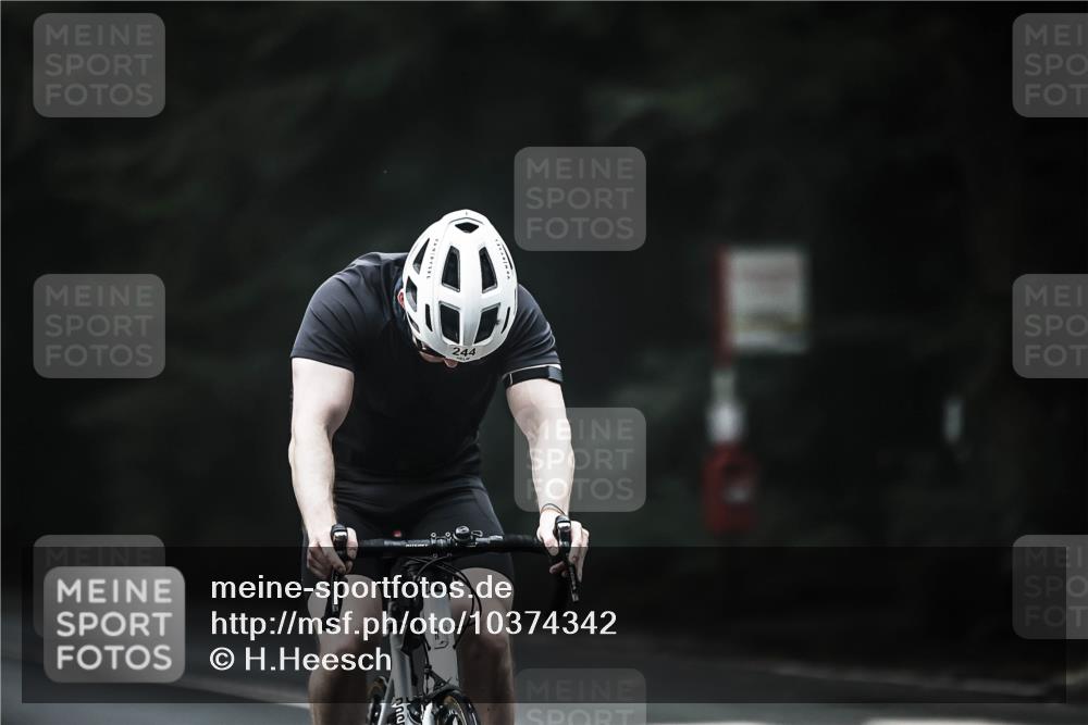 13.09.2026 - Stadtparktriathlon H.Heesch http://msf.ph/oto/10374342 13.09.2026 10:25:06 Radfahren 244 meine-sportfotos.de