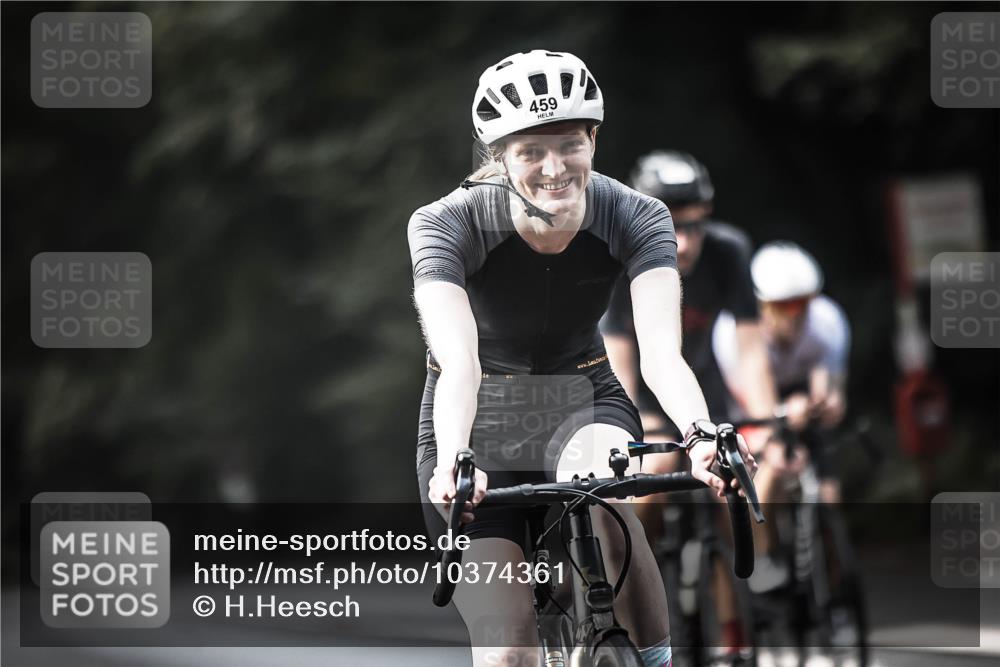 13.09.2026 - Stadtparktriathlon H.Heesch http://msf.ph/oto/10374361 13.09.2026 10:54:22 Radfahren 445, 459, 466, 468, 471, 472 meine-sportfotos.de