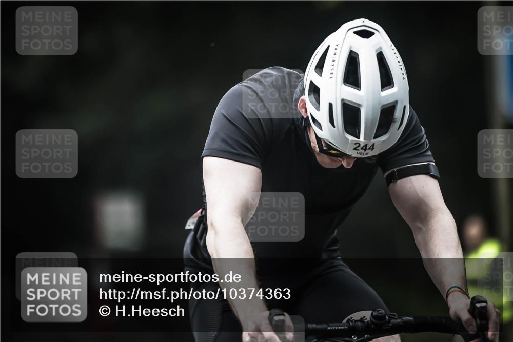 13.09.2026 - Stadtparktriathlon H.Heesch http://msf.ph/oto/10374363 13.09.2026 10:25:07 Radfahren 244 meine-sportfotos.de