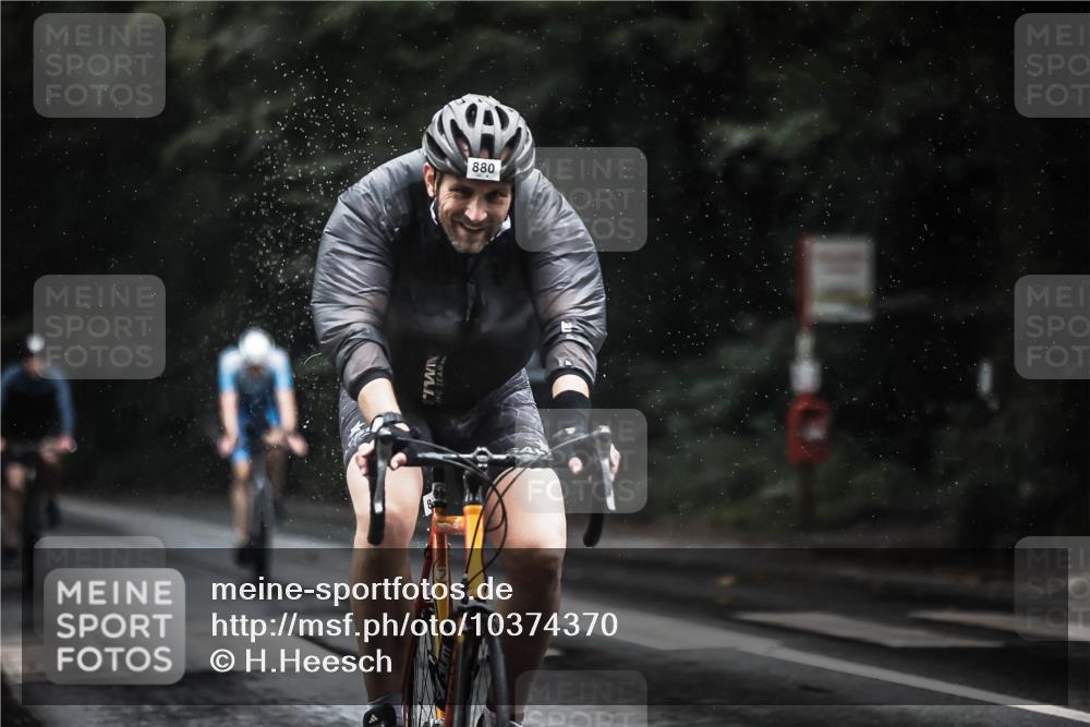 13.09.2026 - Stadtparktriathlon H.Heesch http://msf.ph/oto/10374370 13.09.2026 12:11:26 Radfahren 880, 959, 962, 1008 meine-sportfotos.de