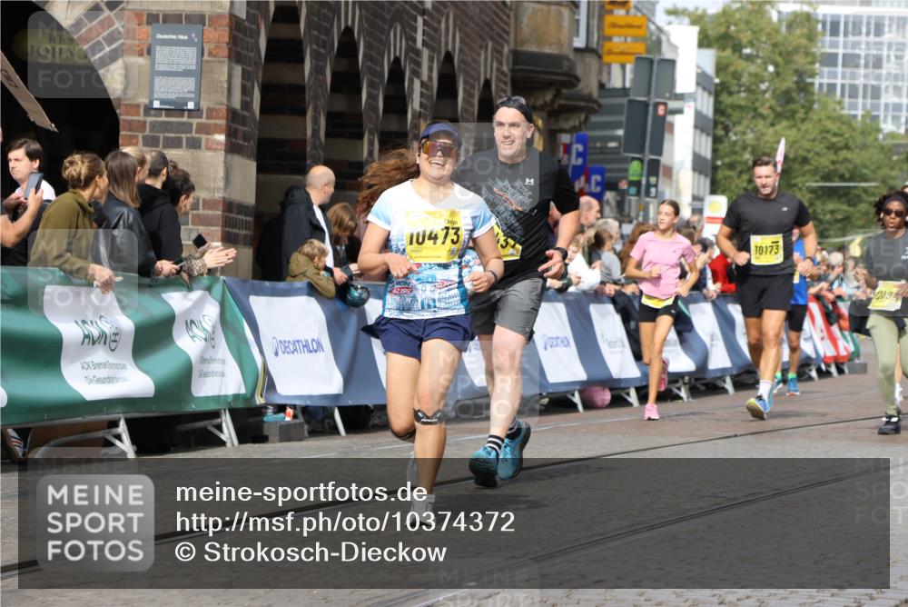 13.09.2026 - 21. swb-Marathon Bremen Strokosch-Dieckow http://msf.ph/oto/10374372 13.09.2026 11:02:16 Ziel 10257, 10409, 10444, 10500, 10617, 10803, 10817, 10924, 11115, 11268, 11369, 11412, 11413, 11436, 11479, 11859, 12016, 12095, 12145, 12360, 12379, 12412, 12466, 12506, 10153, 10154, 10273, 10274, 10278, 10338, 10738, 10885, 10915, 10943, 11137, 11505, 11508, 11526, 11853, 11886, 11890, 12169 meine-sportfotos.de