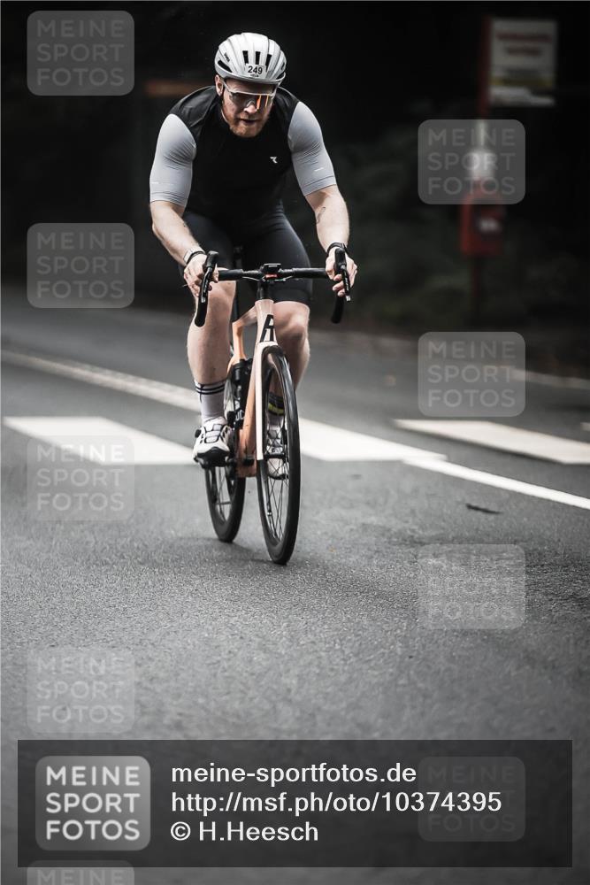 13.09.2026 - Stadtparktriathlon H.Heesch http://msf.ph/oto/10374395 13.09.2026 10:25:18 Radfahren 249 meine-sportfotos.de