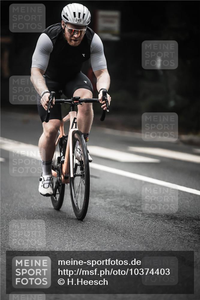 13.09.2026 - Stadtparktriathlon H.Heesch http://msf.ph/oto/10374403 13.09.2026 10:25:18 Radfahren 249 meine-sportfotos.de