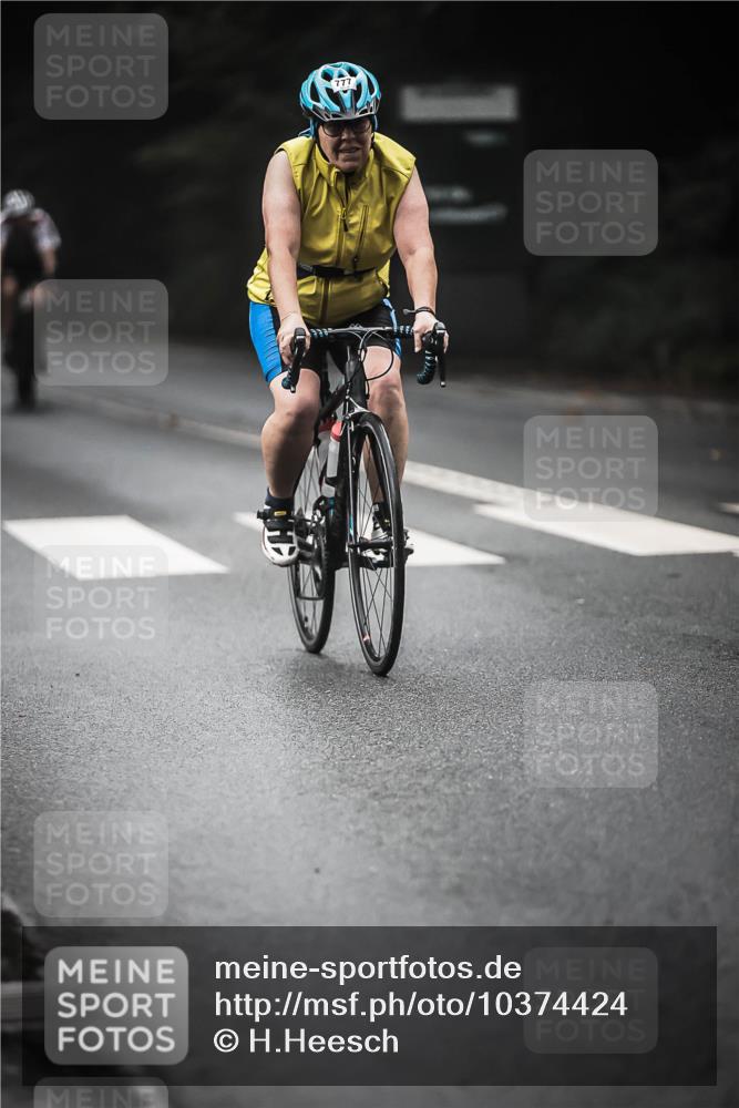 13.09.2026 - Stadtparktriathlon H.Heesch http://msf.ph/oto/10374424 13.09.2026 10:25:25 Radfahren 241, 317, 370, 777 meine-sportfotos.de