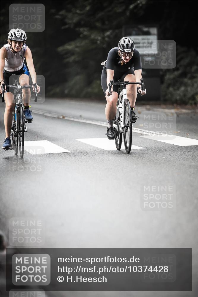 13.09.2026 - Stadtparktriathlon H.Heesch http://msf.ph/oto/10374428 13.09.2026 10:54:35 Radfahren 406, 414, 464, 571 meine-sportfotos.de