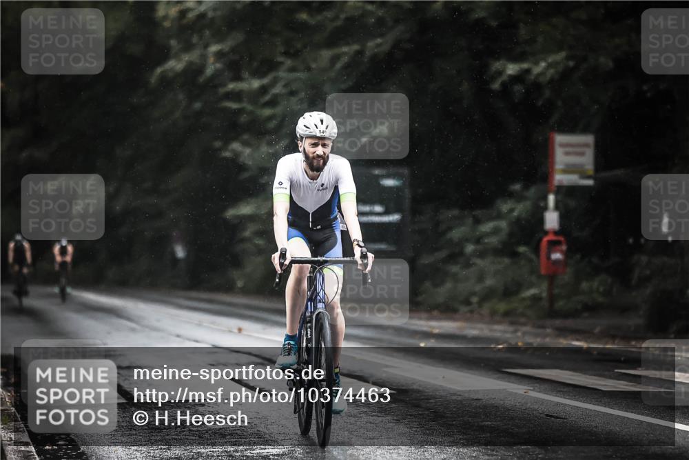 13.09.2026 - Stadtparktriathlon H.Heesch http://msf.ph/oto/10374463 13.09.2026 12:11:44 Radfahren 849, 972, 1056 meine-sportfotos.de