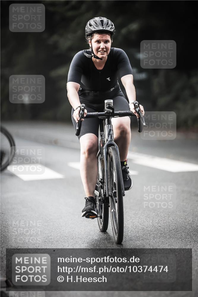13.09.2026 - Stadtparktriathlon H.Heesch http://msf.ph/oto/10374474 13.09.2026 10:54:38 Radfahren 406, 414, 464 meine-sportfotos.de