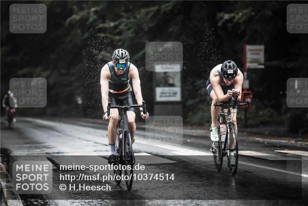 13.09.2026 - Stadtparktriathlon H.Heesch http://msf.ph/oto/10374514 13.09.2026 12:11:50 Radfahren 849, 972, 1056 meine-sportfotos.de