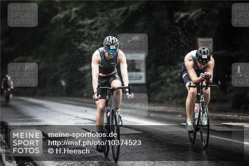 13.09.2026 - Stadtparktriathlon H.Heesch http://msf.ph/oto/10374523 13.09.2026 12:11:50 Radfahren 849, 972, 1056 meine-sportfotos.de