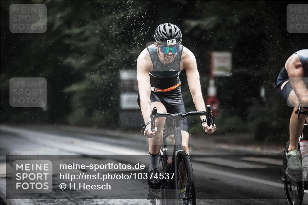 13.09.2026 - Stadtparktriathlon H.Heesch http://msf.ph/oto/10374537 13.09.2026 12:11:51 Radfahren 972, 1056 meine-sportfotos.de