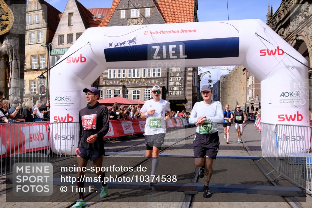 13.09.2026 - 21. swb-Marathon Bremen Tim E. http://msf.ph/oto/10374538 13.09.2026 13:11:19 Ziel 335, 697, 2021, 2759, 3448, 3484, 3647, 4023, 4429, 4475, 4571, 5079, 5314, 6471, 6657, 7136, 8183, 9410, 9622 meine-sportfotos.de