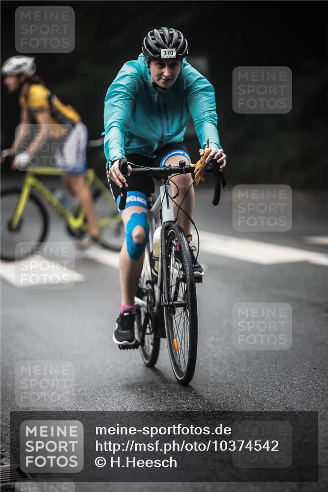 13.09.2026 - Stadtparktriathlon H.Heesch http://msf.ph/oto/10374542 13.09.2026 10:25:31 Radfahren 241, 317, 370, 777 meine-sportfotos.de