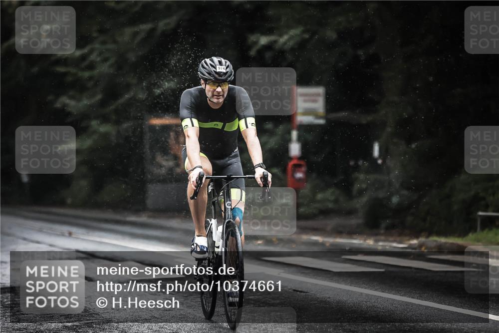 13.09.2026 - Stadtparktriathlon H.Heesch http://msf.ph/oto/10374661 13.09.2026 12:12:03 Radfahren 865, 873, 950, 951, 974 meine-sportfotos.de