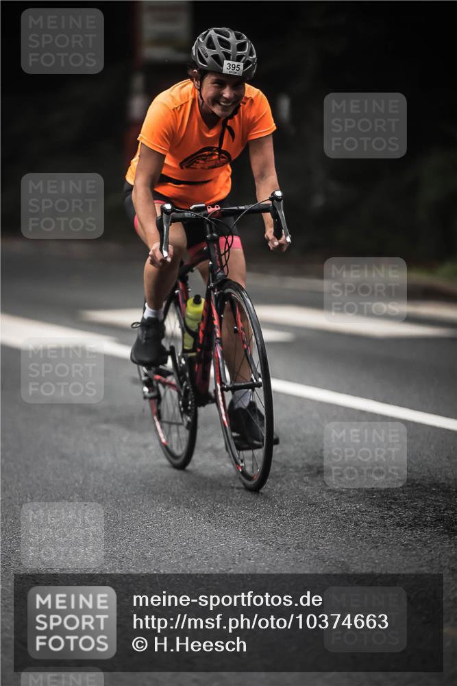 13.09.2026 - Stadtparktriathlon H.Heesch http://msf.ph/oto/10374663 13.09.2026 10:25:41 Radfahren 281, 316, 395 meine-sportfotos.de