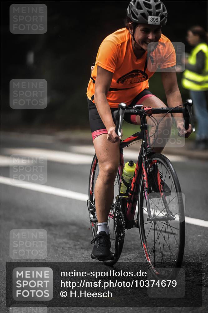 13.09.2026 - Stadtparktriathlon H.Heesch http://msf.ph/oto/10374679 13.09.2026 10:25:41 Radfahren 281, 316, 395 meine-sportfotos.de