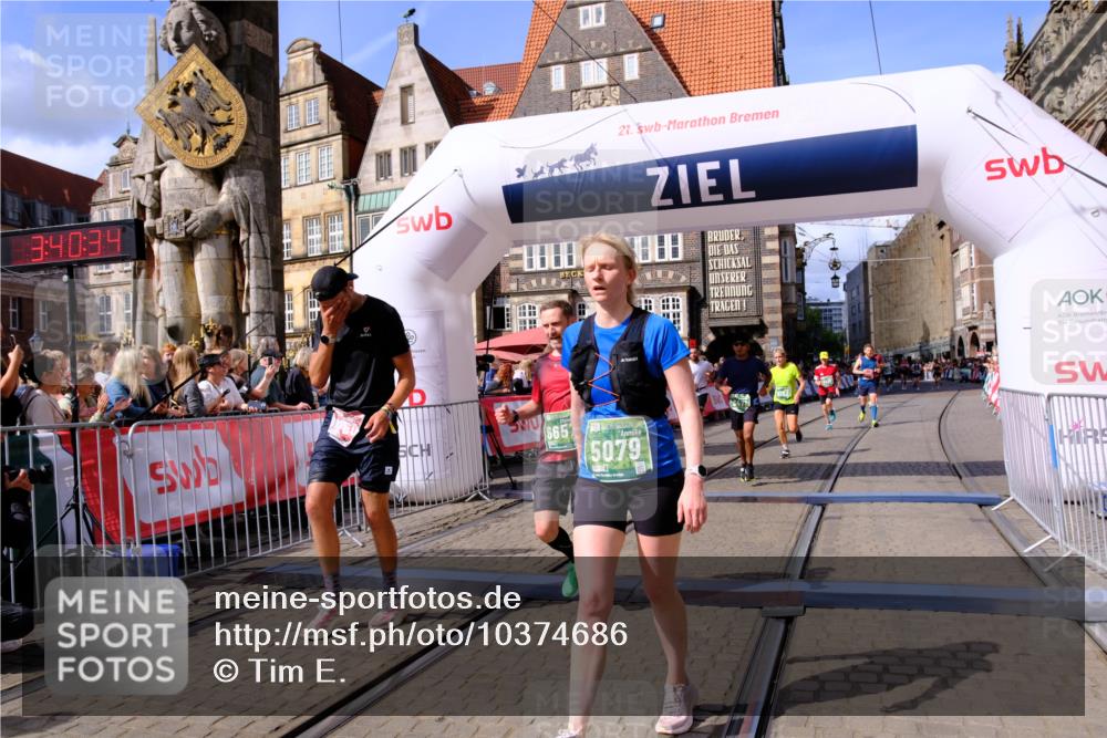 13.09.2026 - 21. swb-Marathon Bremen Tim E. http://msf.ph/oto/10374686 13.09.2026 13:11:23 Ziel 335, 697, 1349, 2021, 2087, 2759, 3440, 3448, 3484, 3647, 4429, 4475, 4571, 5079, 6471, 6657, 8183, 8474, 9410, 9618, 9622, 9762 meine-sportfotos.de