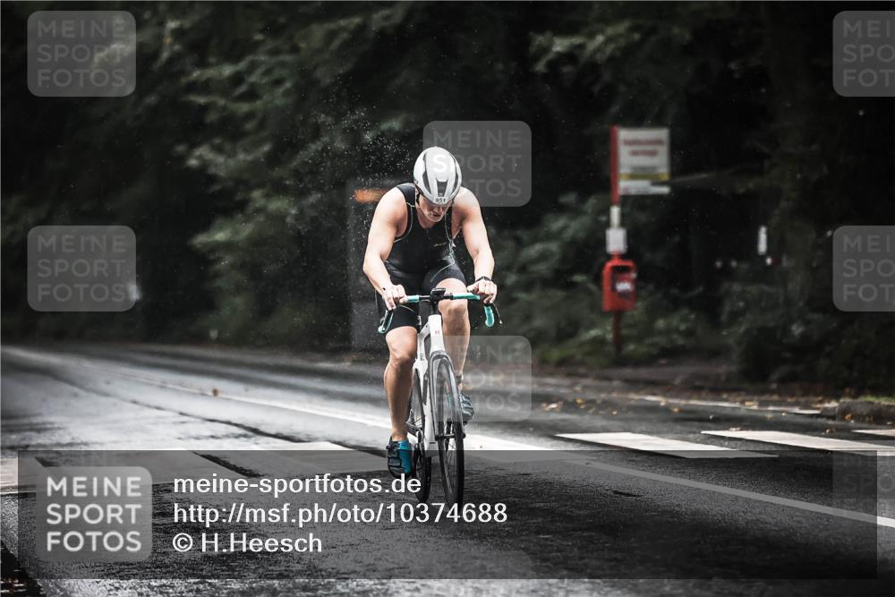 13.09.2026 - Stadtparktriathlon H.Heesch http://msf.ph/oto/10374688 13.09.2026 12:12:06 Radfahren 873, 950, 951, 974, 1004 meine-sportfotos.de