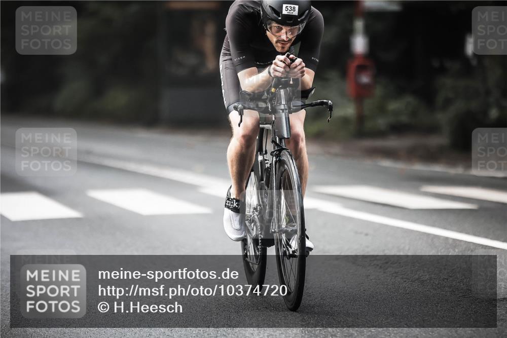 13.09.2026 - Stadtparktriathlon H.Heesch http://msf.ph/oto/10374720 13.09.2026 10:55:12 Radfahren 377, 538, 542 meine-sportfotos.de