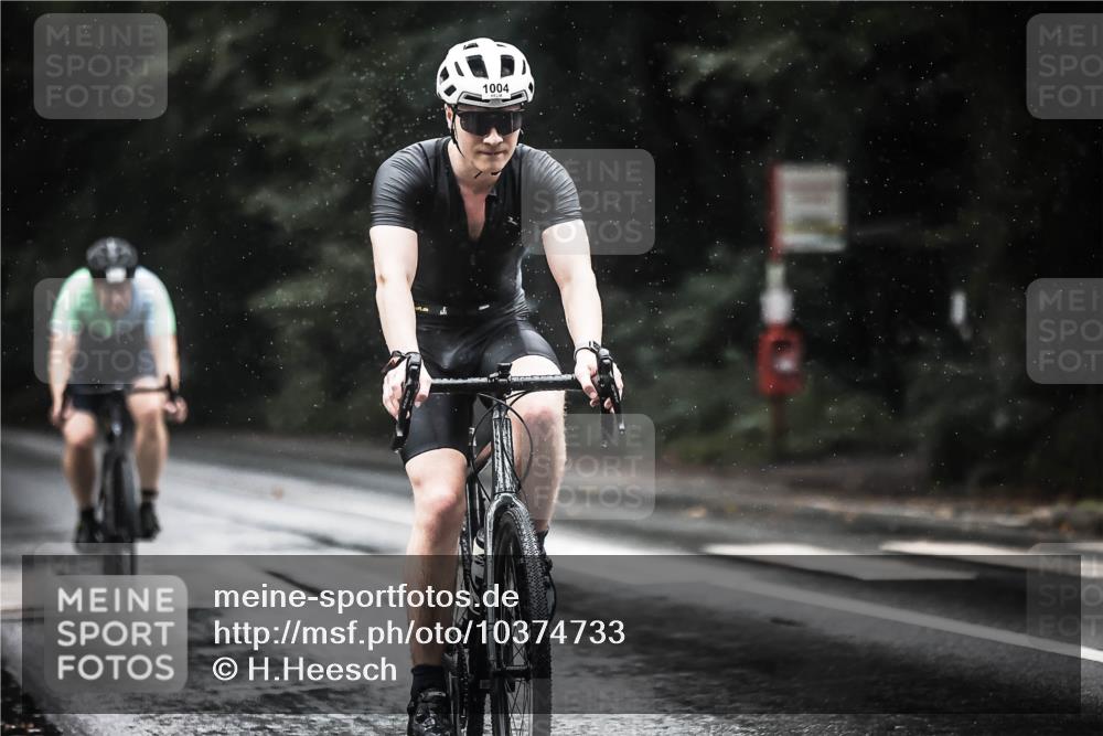13.09.2026 - Stadtparktriathlon H.Heesch http://msf.ph/oto/10374733 13.09.2026 12:12:12 Radfahren 893, 951, 1004 meine-sportfotos.de