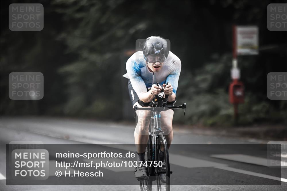 13.09.2026 - Stadtparktriathlon H.Heesch http://msf.ph/oto/10374750 13.09.2026 10:55:15 Radfahren 377, 410, 538, 542 meine-sportfotos.de