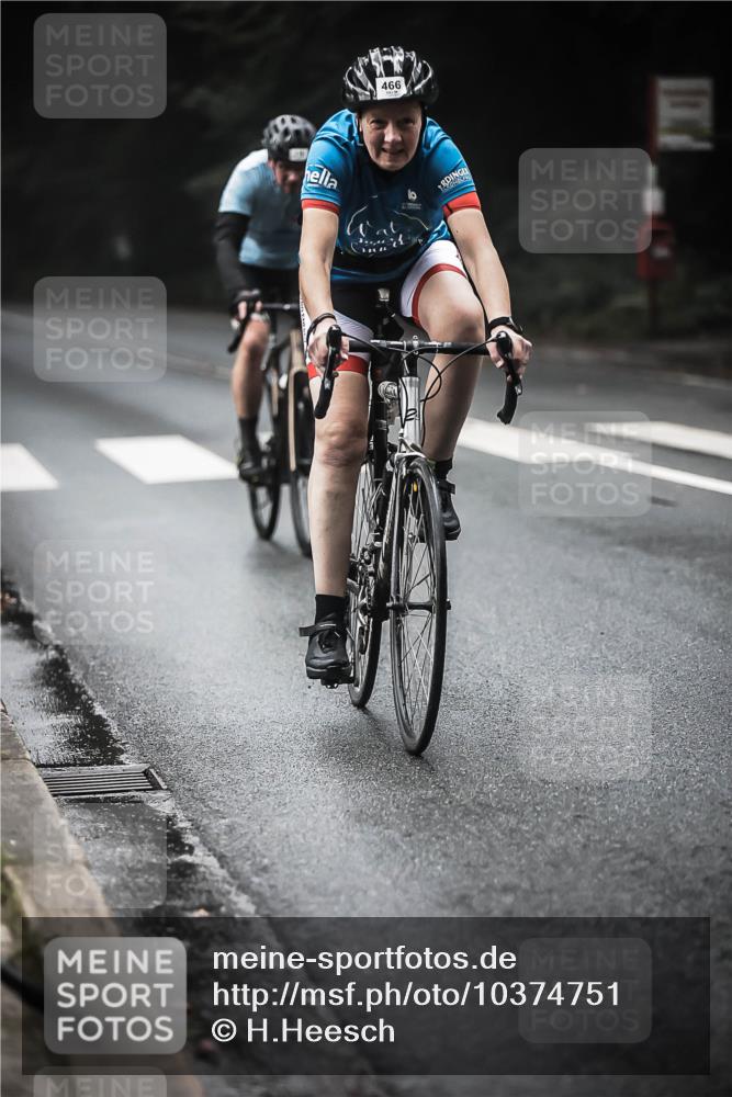 13.09.2026 - Stadtparktriathlon H.Heesch http://msf.ph/oto/10374751 13.09.2026 10:25:51 Radfahren 210, 257, 284, 316, 466 meine-sportfotos.de