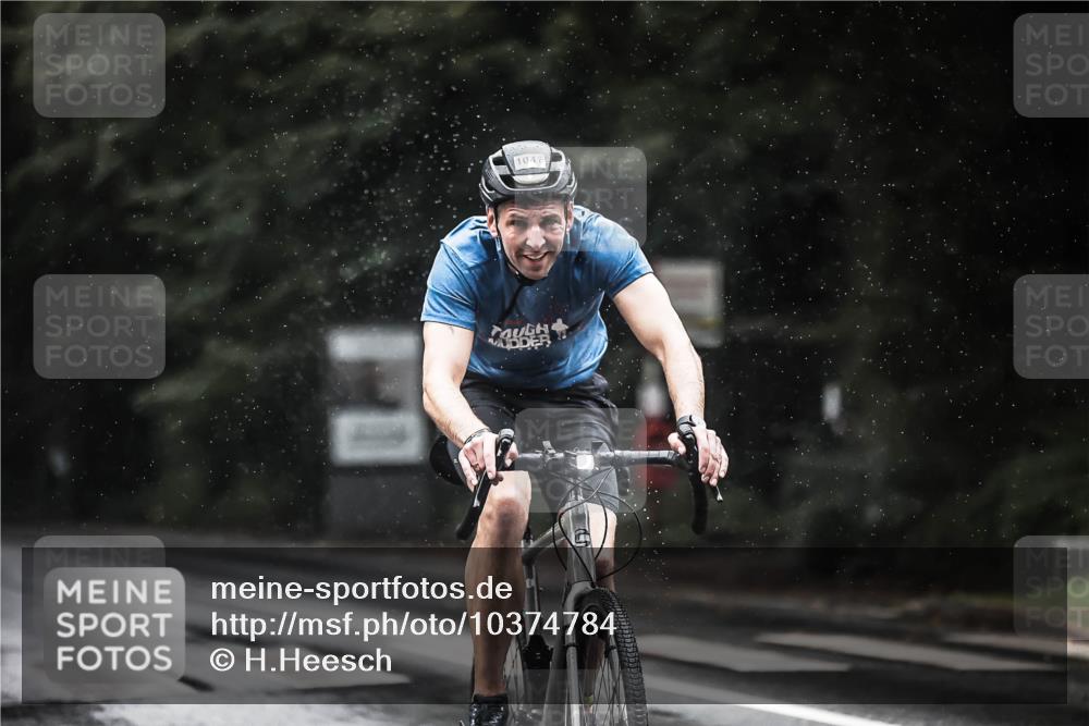 13.09.2026 - Stadtparktriathlon H.Heesch http://msf.ph/oto/10374784 13.09.2026 12:12:19 Radfahren 854, 893, 1047 meine-sportfotos.de