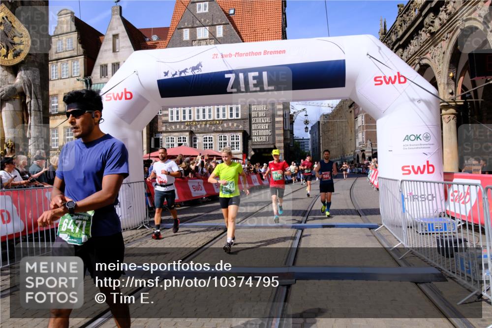 13.09.2026 - 21. swb-Marathon Bremen Tim E. http://msf.ph/oto/10374795 13.09.2026 13:11:26 Ziel 335, 697, 1349, 2021, 2087, 3440, 3448, 3484, 3647, 4429, 5079, 6471, 6657, 8183, 8474, 9410, 9618, 9622, 9762 meine-sportfotos.de
