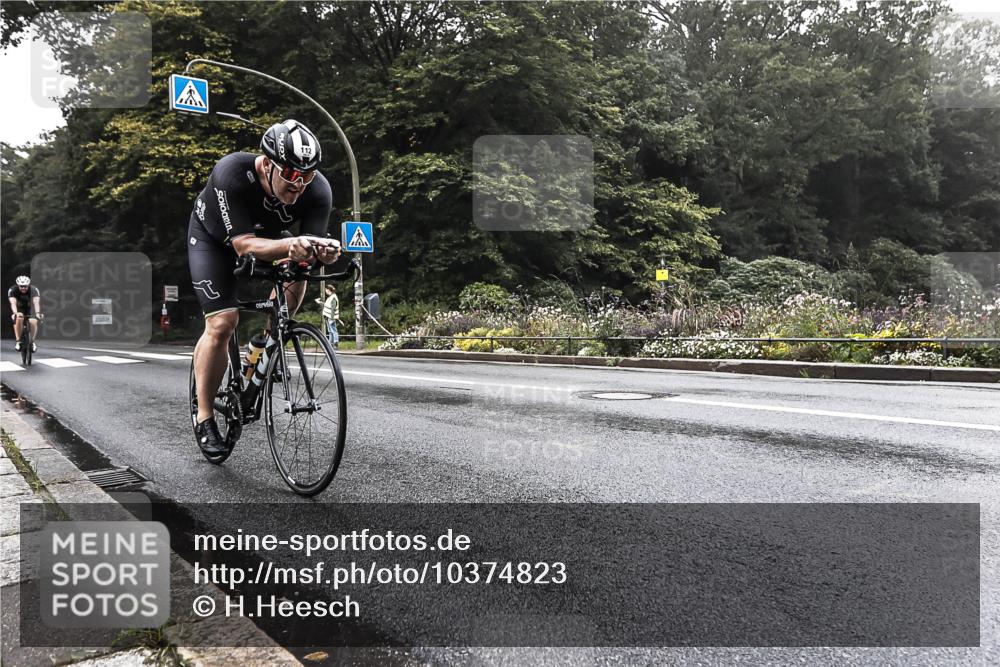 13.09.2026 - Stadtparktriathlon H.Heesch http://msf.ph/oto/10374823 13.09.2026 09:13:46 Radfahren 105, 108, 112, 153 meine-sportfotos.de